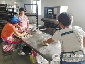 徐州华越食品有限公司是一家规模较大的面包专业生产食品厂,昨日上午
