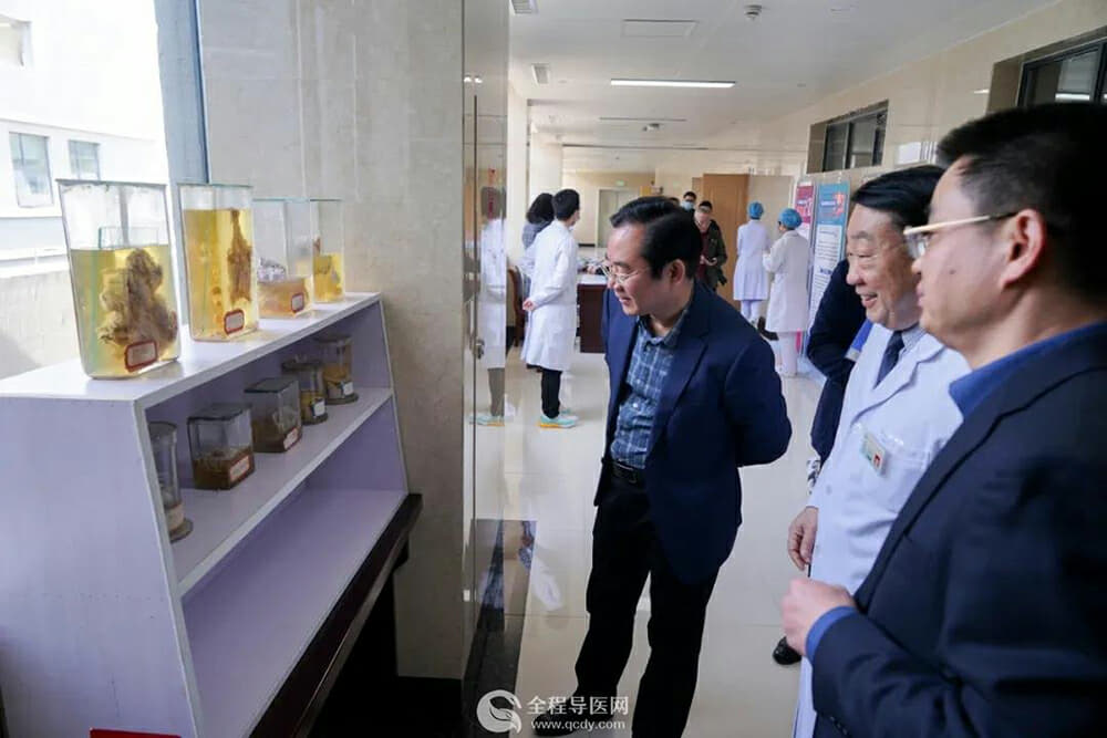 徐州市一院开展全国肿瘤防治宣传周大型义诊及健康科普系列活动