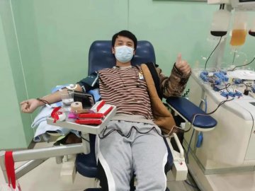 伸出手臂，赴一场冬日的爱心之约——走进街头献血屋（12）