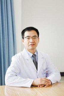 徐州市一院急诊医学科张良:心脏停跳有多大危害?心肺复苏避免哪些错误?