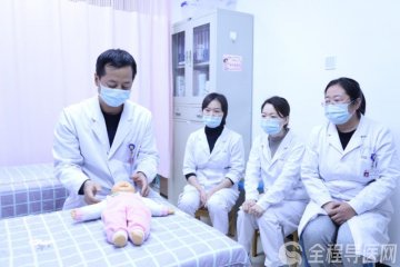 宝宝总歪头警惕小儿斜颈 康复科专家李晓辉:早期发现 手法推拿可恢复