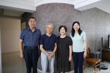 徐医附院开展“中国医师节”走访慰问活动