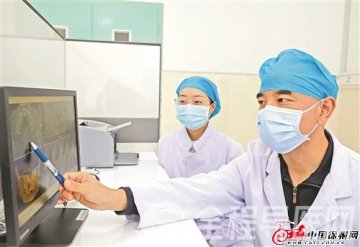 第七个中国医师节,致敬人民群众健康守护者!