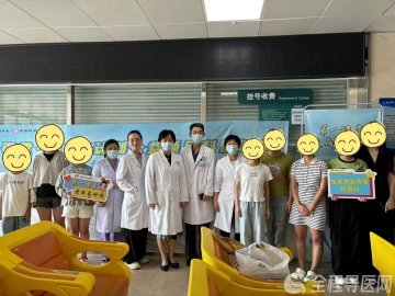 南京儿童医院顾威主任团队在徐州一院开展义诊咨询活动
