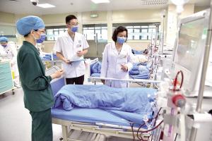 江苏省腹膜透析中心、市一院肾内科主任王玲:为肾脏病患者点亮“生命之光”
