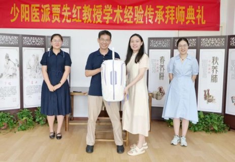 中医名家贾先红的弟子贾裕智博士：北京的春天如约而至，却再也等不到您！