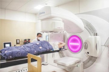 徐州市肿瘤医院放疗科:精准“狙击”让肿瘤无处可逃!