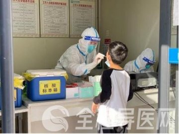 徐州市中医院门诊核酸采样室护理人员，在平凡岗位上尽显战“疫”风采