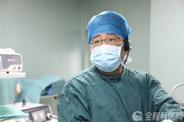 徐州市肿瘤医院胸外科侯予龙专家团队直播展示2台单孔胸腔镜肺部手术