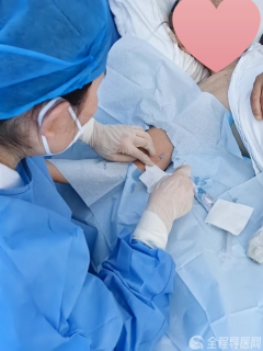 徐州一院静疗小组运用新技术为86岁老人解输液难题