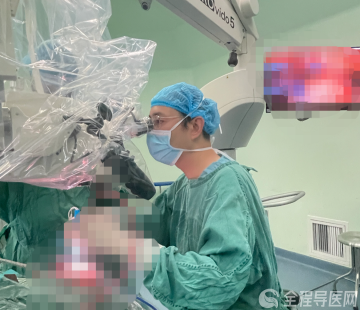 患者动脉瘤破裂，徐州一院援疆专家孙远召“绣花功夫”妙手“拆弹”