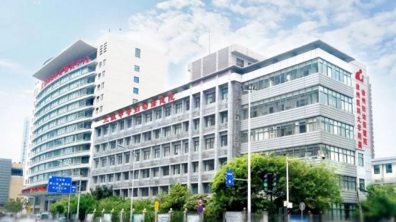 全国首家!“阴道镜及宫颈病规范化防治实训基地”落户徐州市妇幼保健院!