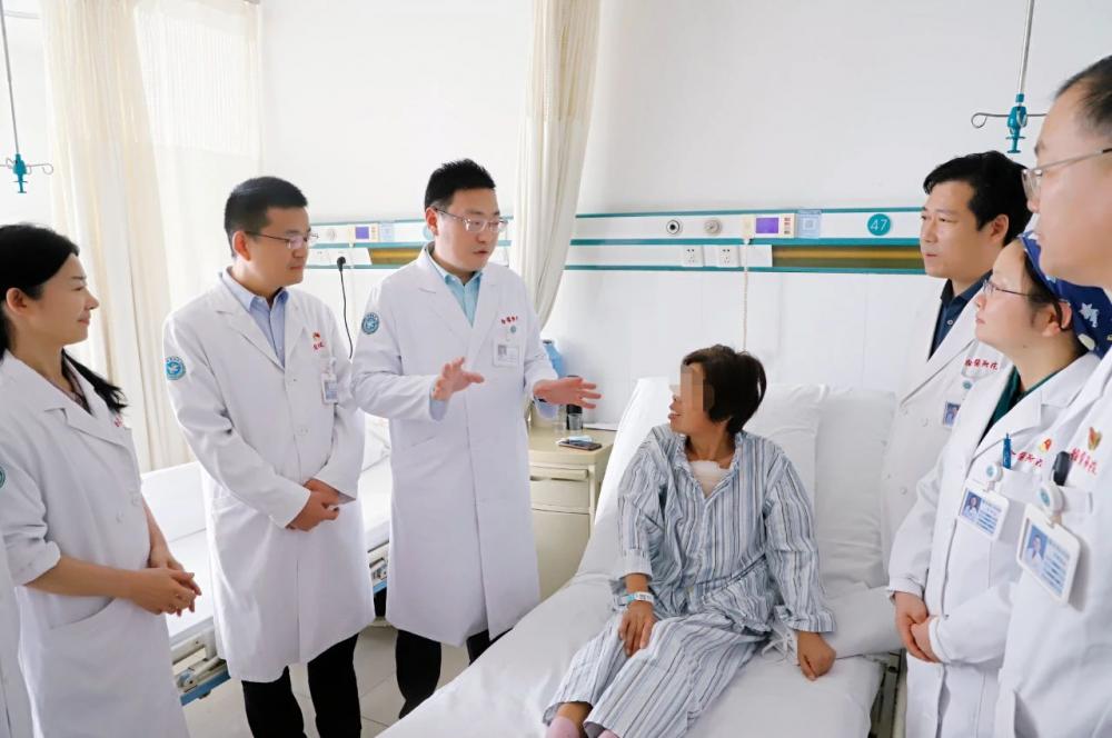 徐医附院党委书记吕凌当选第四届江苏省青年科技工作者协会副会长