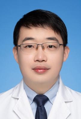 上海复旦大学附属中山医院口腔颌面外科专家王洋主任来徐矿总医院查房、手术