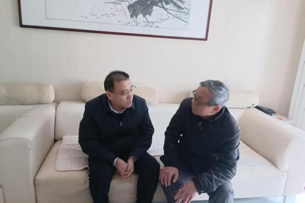 徐州市妇幼保健院开展离退休人员春节走访慰问活动