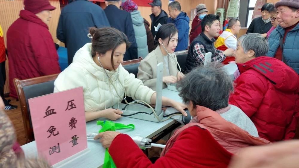 学雷锋 送健康丨徐州市东方人民医院开展公益健康讲座暨主题志愿服务活动