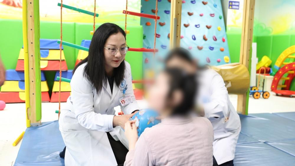 徐州儿少精神科专家周勤：给孤独症孩子家长的一些建议